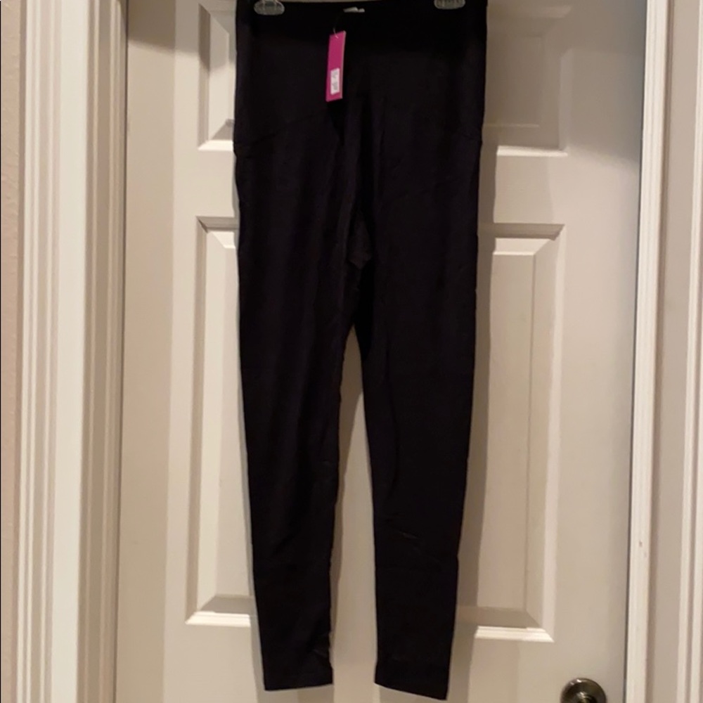Black legging M Rumor Has it maternity pants NWT